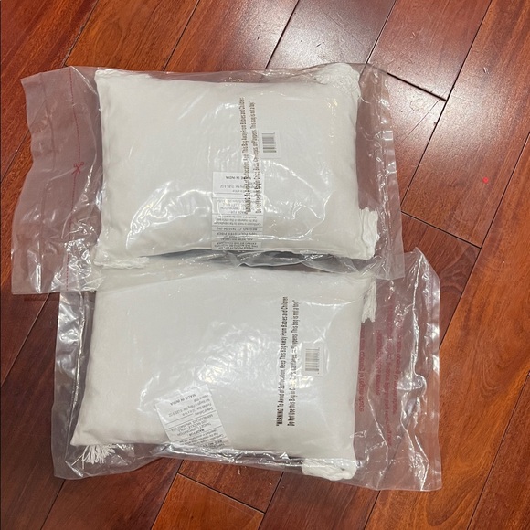 Colorful 'Gather' Decorative Pillows set New - Picture 3 of 4